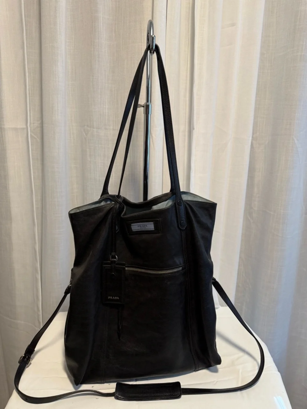 Prada tote‎